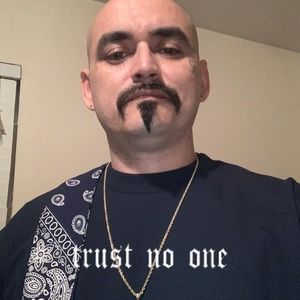 Meet your Posher, Ambriz